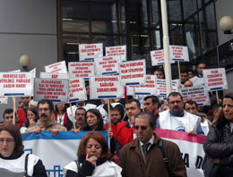 Sağlık çalışanlarından protesto