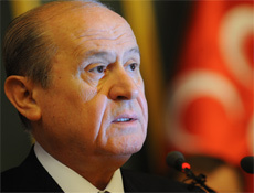 Medyadan Bahçeli'ye net tavır